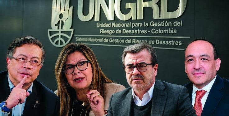 “El jefe confía en ti”: los chats de Olmedo López y Vladimir Fernández que vuelven a poner a Petro en el radar del caso UNGRD