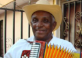 Murió Náfer Durán, una leyenda del vallenato que convirtió su acordeón en memoria y tradición