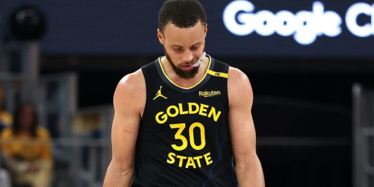 Stephen Curry afronta una temporada clave para devolver a los Warriors a los playoffs
