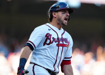 Riley decide triunfo de Atlanta