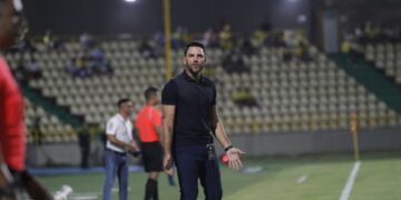Junior oficializa a Sebastián Viera como nuevo entrenador