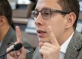 Demandan decreto que permitió a jueces locales frenar decisiones nacionales: buscan tumbar norma que impactó los bombardeos