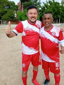 Jaime Cervantes, jugador y máximo accionista de Juego Limpio, con William Perea.