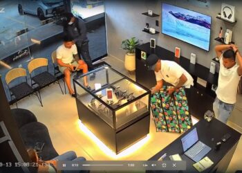 Delincuentes atracaron local de celulares en Soledad apenas 48 horas después de su inauguración
