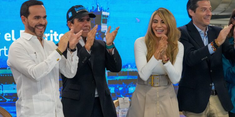Barranquilla asume la gestión del aeropuerto Ernesto Cortissoz con una inversión inicial de $40.000 millones tras el respaldo del presidente De La Espriella