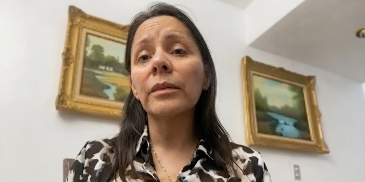 Exmagistrada venezolana revela cómo habría sido presionada para inhabilitar a María Corina Machado