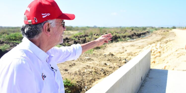 Con inversión de $99.749 millones y un avance del 42 %, el Corredor Internacional redefine la zona industrial del Atlántico