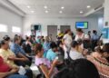 Denuncian aglomeración de pacientes en laboratorio de Sura en Barranquilla: “No hay sillas para mayores ni embarazadas”