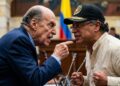 Álvaro Leyva arremete contra Gustavo Petro y le pide que abandone la vida pública