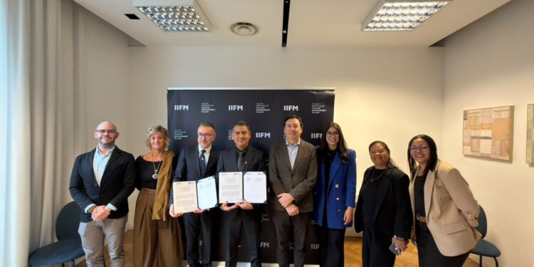 IUB fortalece su internacionalización con alianza académica en Italia con el Italian Institute of Fashion Management