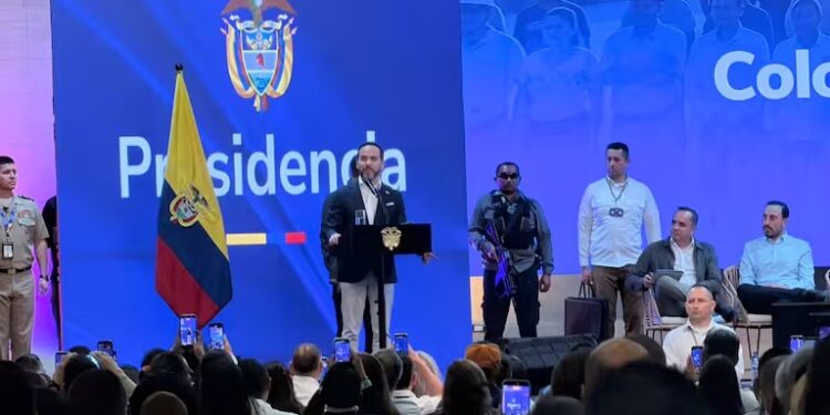 Fondo Milagro arranca con más de $1 billón: Gobierno oficializó contrato con Fiducoldex para administrar la reconstrucción