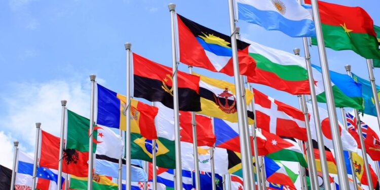 Colombia tiene el segundo sistema tributario menos competitivo de la OCDE: ¿qué cambios necesita?