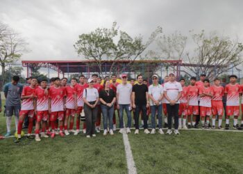 Golea Atlántico enciende la fiesta del fútbol juvenil en el Polideportivo de Polonuevo