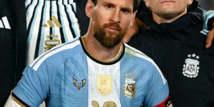 Messi se despide de Argentina con gol, homenaje y una noche inolvidable en el Monumental