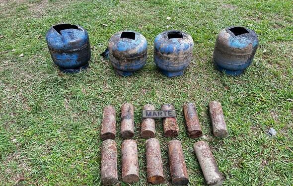 Ejército neutralizó vehículo cargado con explosivos en Cauca: hallaron 12 medios de lanzamiento