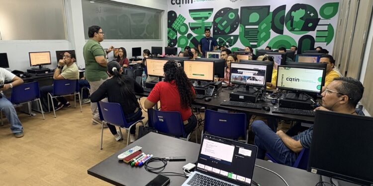 Cursos de tecnología en la noche, una oferta del Distrito para quienes tienen otras ocupaciones de día