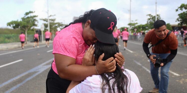 Barranquilla se une por la vida en el Día Mundial del Cáncer de Mama  