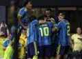 Colombia sacude las dudas y vence 2-0 a Perú con golazos de Samuel Velásquez y Daniel Arcila