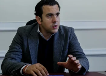 MinInterior abre consulta pública para crear el registro de guardias indígenas: Rodrigo Lara defiende la medida como clave contra el reclutamiento forzado