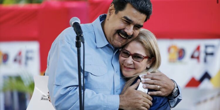 Justicia de Estados Unidos niega fianza y prisión domiciliaria a Cilia Flores por riesgo extremo de fuga