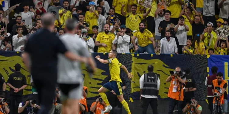 Cristiano Ronaldo alcanza los 980 goles profesionales tras anotar en la victoria de Al Nassr sobre Al Diriyah