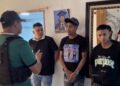 Policía captura a tres presuntos integrantes de ‘Los Costeños’ señalados de incendiar fachadas comerciales por cobro de extorsiones en Soledad