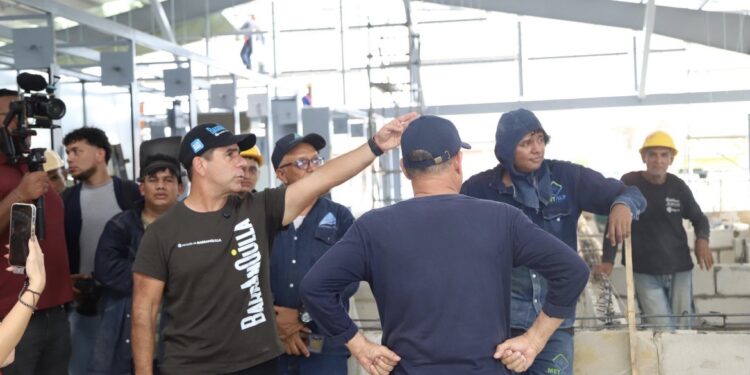 Alcaldía de Barranquilla ultíma detalles para la entrega de la fase final del mercado El Playón 4
