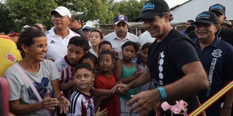 Alcaldía de Barranquilla entrega 800 metros de vías pavimentadas en La Ceiba y Rebolo a través de ‘Barrios a la Obra’