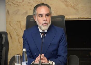 UNP retira esquema de seguridad a Armando Benedetti y a su familia tras duro choque con el presidente Abelardo De La Espriella