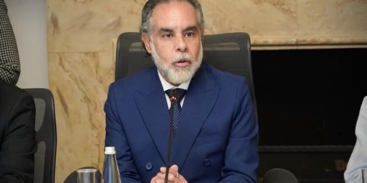 UNP retira esquema de seguridad a Armando Benedetti y a su familia tras duro choque con el presidente Abelardo De La Espriella