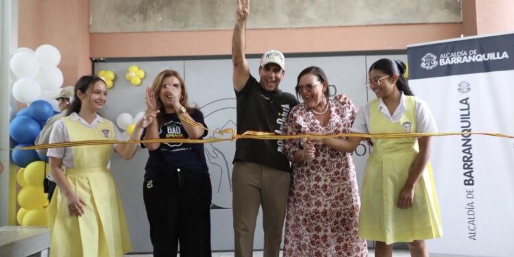 Alcaldía de Barranquilla entrega obras de infraestructura y reconocimiento como Bilingüe Nacional a la IED Sofía Camargo de Lleras