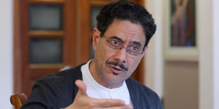 Senado aprueba impedimento al senador Iván Cepeda para la Ley de Sometimiento