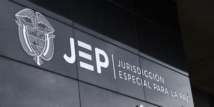 Denuncian a cinco magistrados de la JEP ante la Comisión de Acusación por presunto cobro de sueldo sin trabajar