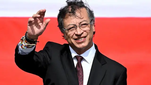 Denuncian al expresidente Gustavo Petro ante la Comisión de Acusaciones por presunto ataque sistemático al sistema electoral