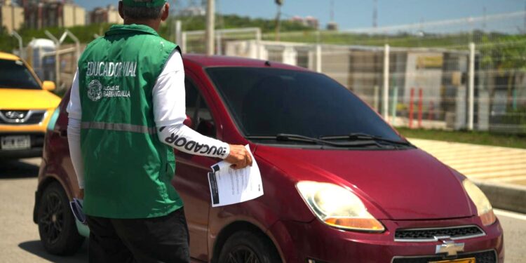 Cambió la circulación en Alameda del Río: la carrera 43C ya funciona en doble sentido