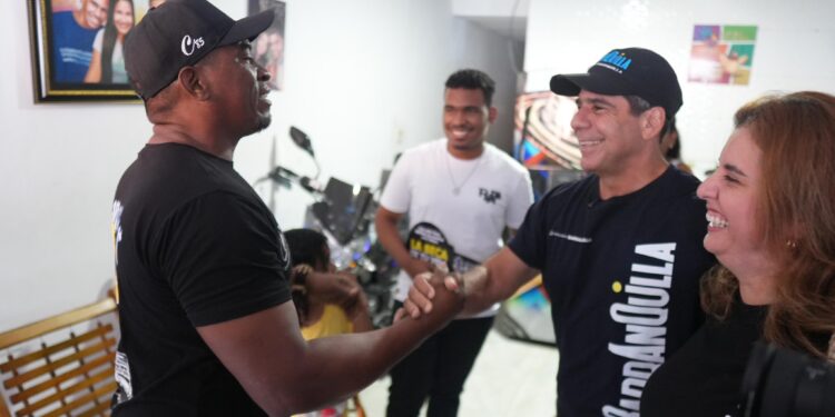 Con ‘La Beca de tu Vida’, jóvenes de Barranquilla pueden estudiar donde siempre soñaron: alcalde Char abrió convocatoria 2027