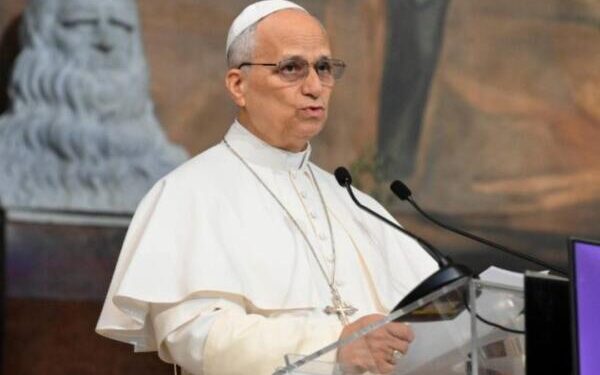 Operan con éxito al papa León XIV para extirparle un nódulo pulmonar en Roma