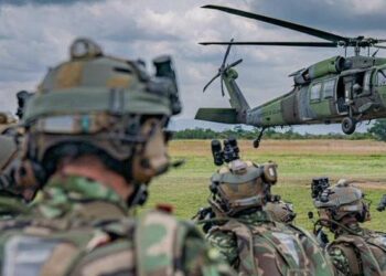 Medicina Legal confirma ocho menores muertos en operaciones militares ordenadas por De La Espriella
