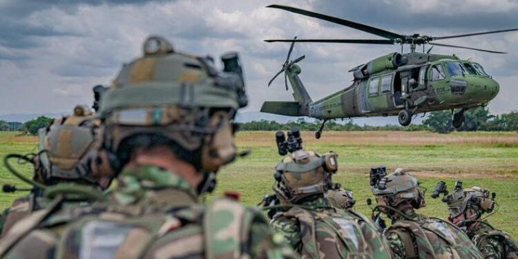 Medicina Legal confirma ocho menores muertos en operaciones militares ordenadas por De La Espriella