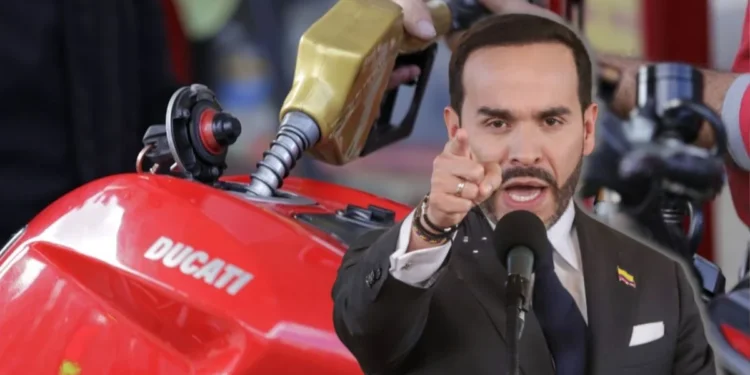 De La Espriella ordena reversar el aumento de la gasolina para octubre: “Los colombianos merecen respuestas”