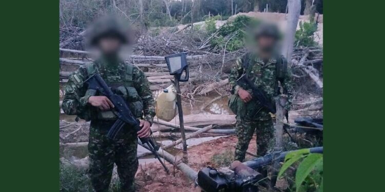 En el sur de Bolívar, el Ejército Nacional destruye cuatro unidades ilícitas de producción minera