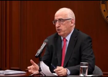 Banco de la República mantiene las tasas en 12,25 % y comprará US$2.000 millones al Gobierno