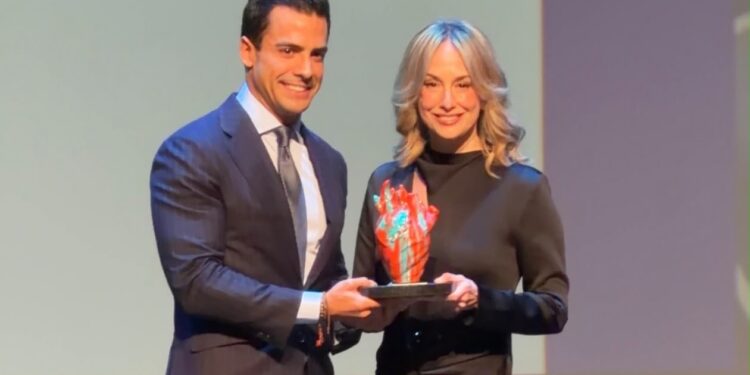 Barranquilla celebra condecoración de Silvia Tcherassi en Madrid: la barranquillera símbolo de la moda que lleva el nombre de la ciudad al mundo