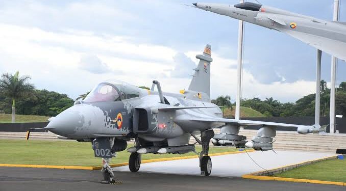Contraloría advierte posible pérdida de $2.130 millones en pago por los aviones Gripen