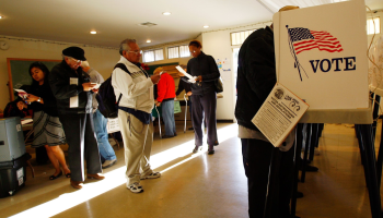 Latinos consultados en siete estados de EE. UU. respaldan permisos de trabajo para inmigrantes